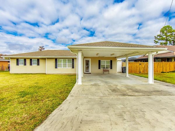 206 Lola, Gray, LA 70359