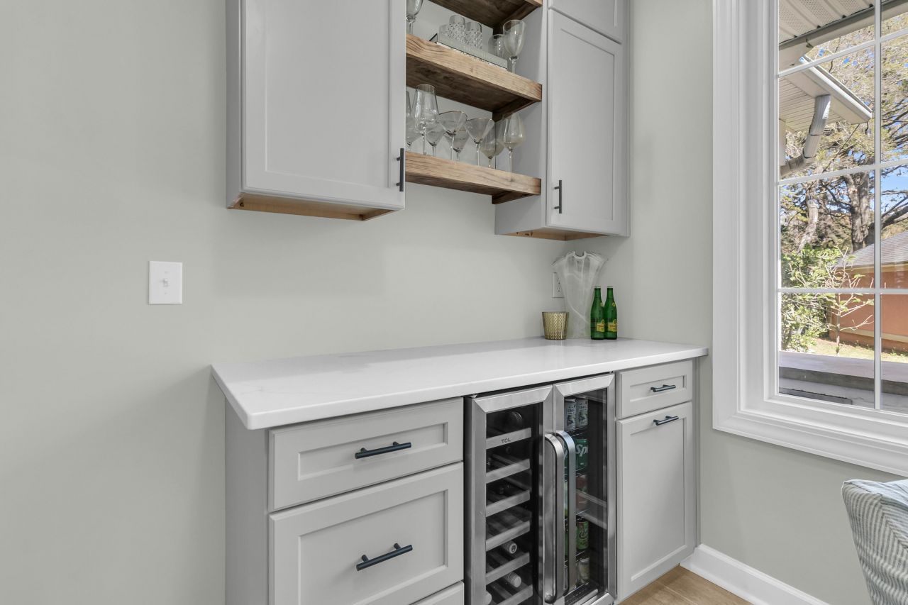 260 Alexandra Drive Photo 26