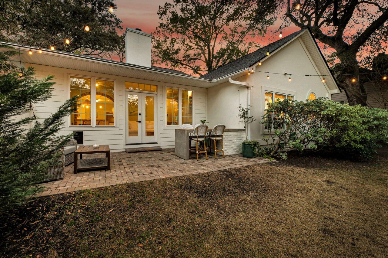 260 Alexandra Drive Photo 34