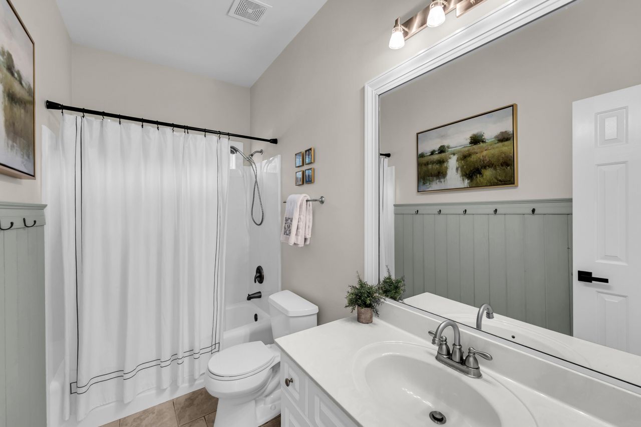 260 Alexandra Drive Photo 35