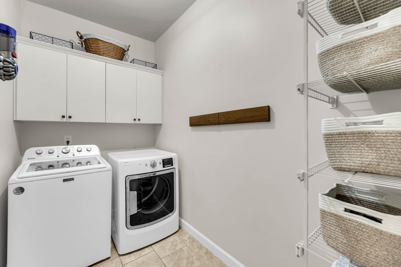 260 Alexandra Drive Photo 41