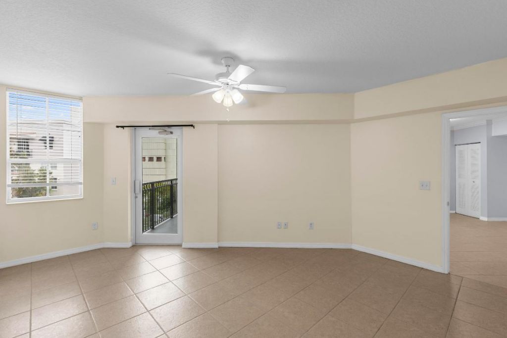 600 S Dixie Highway, Unit 758, West Palm Beach, FL 33401 Photo