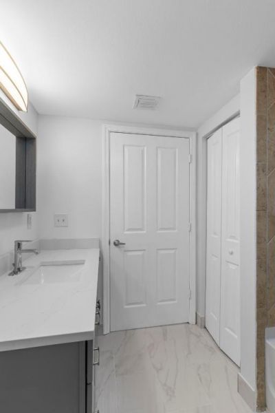 600 S Dixie Highway, Unit 758, West Palm Beach, FL 33401 Photo