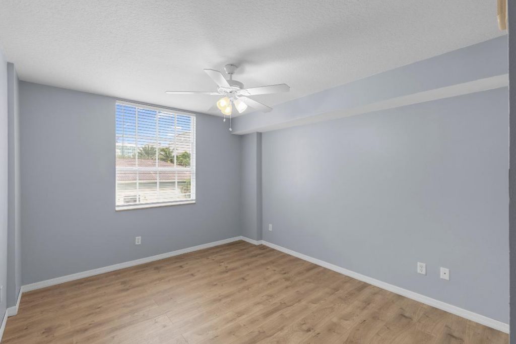 600 S Dixie Highway, Unit 758, West Palm Beach, FL 33401 Photo