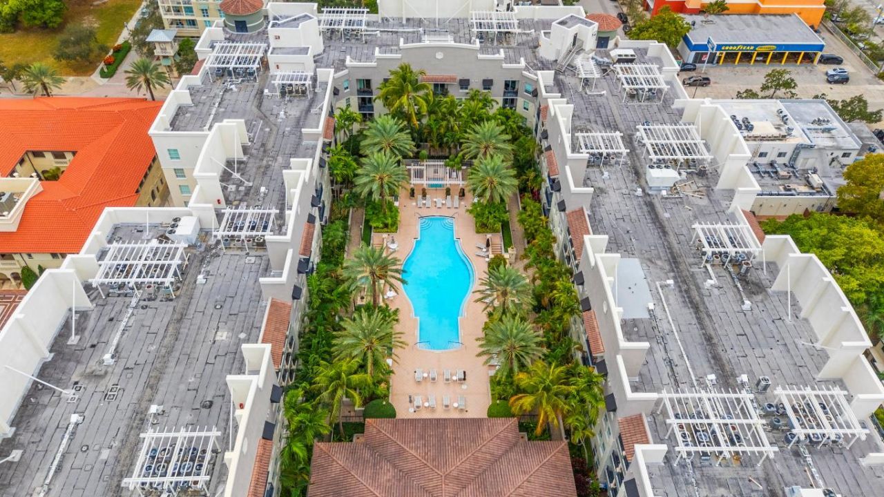 600 S Dixie Highway, Unit 758, West Palm Beach, FL 33401 Photo