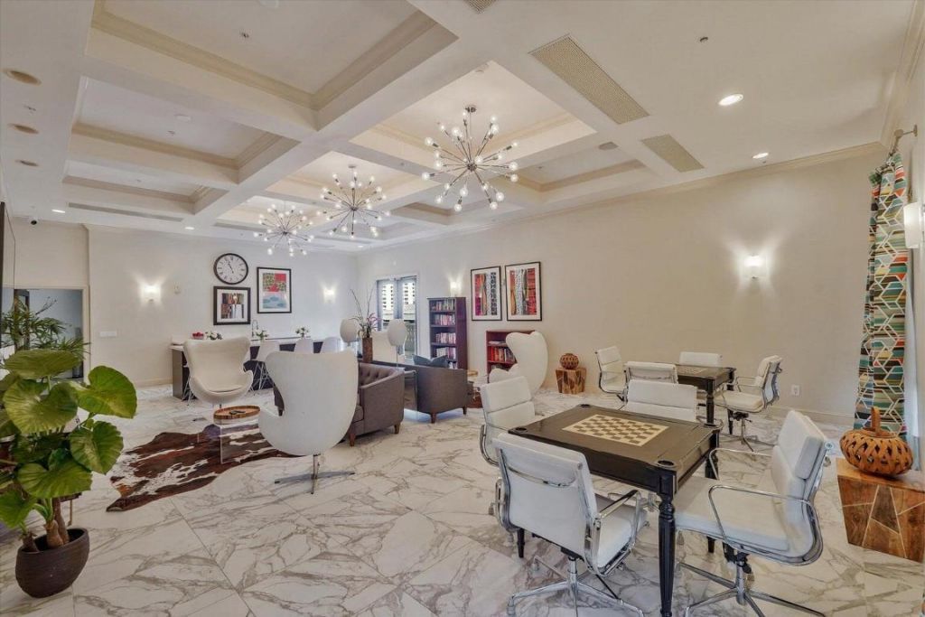 600 S Dixie Highway, Unit 758, West Palm Beach, FL 33401 Photo