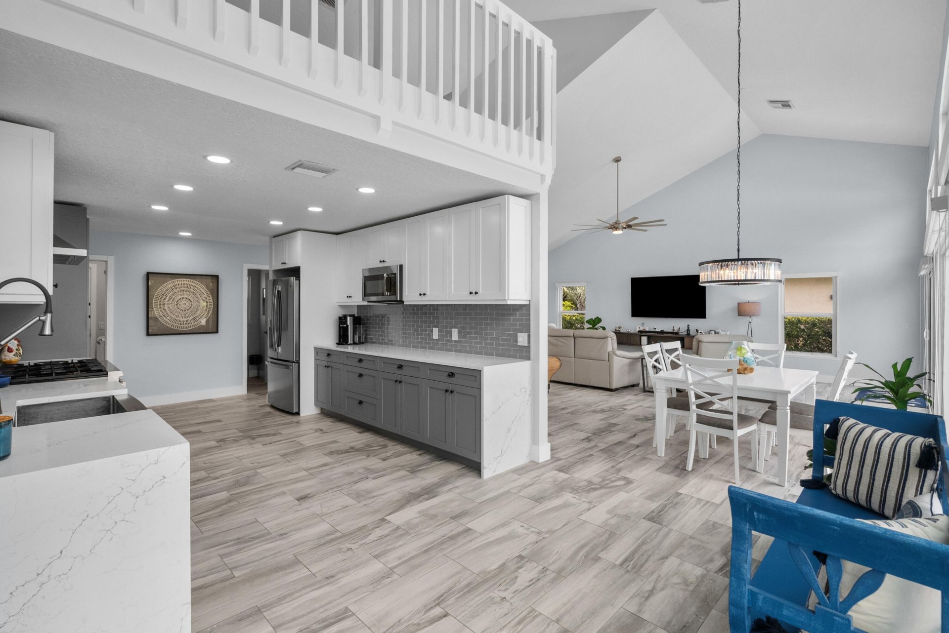 9029 SE Breeze Way, Hobe Sound, FL 33455 Photo