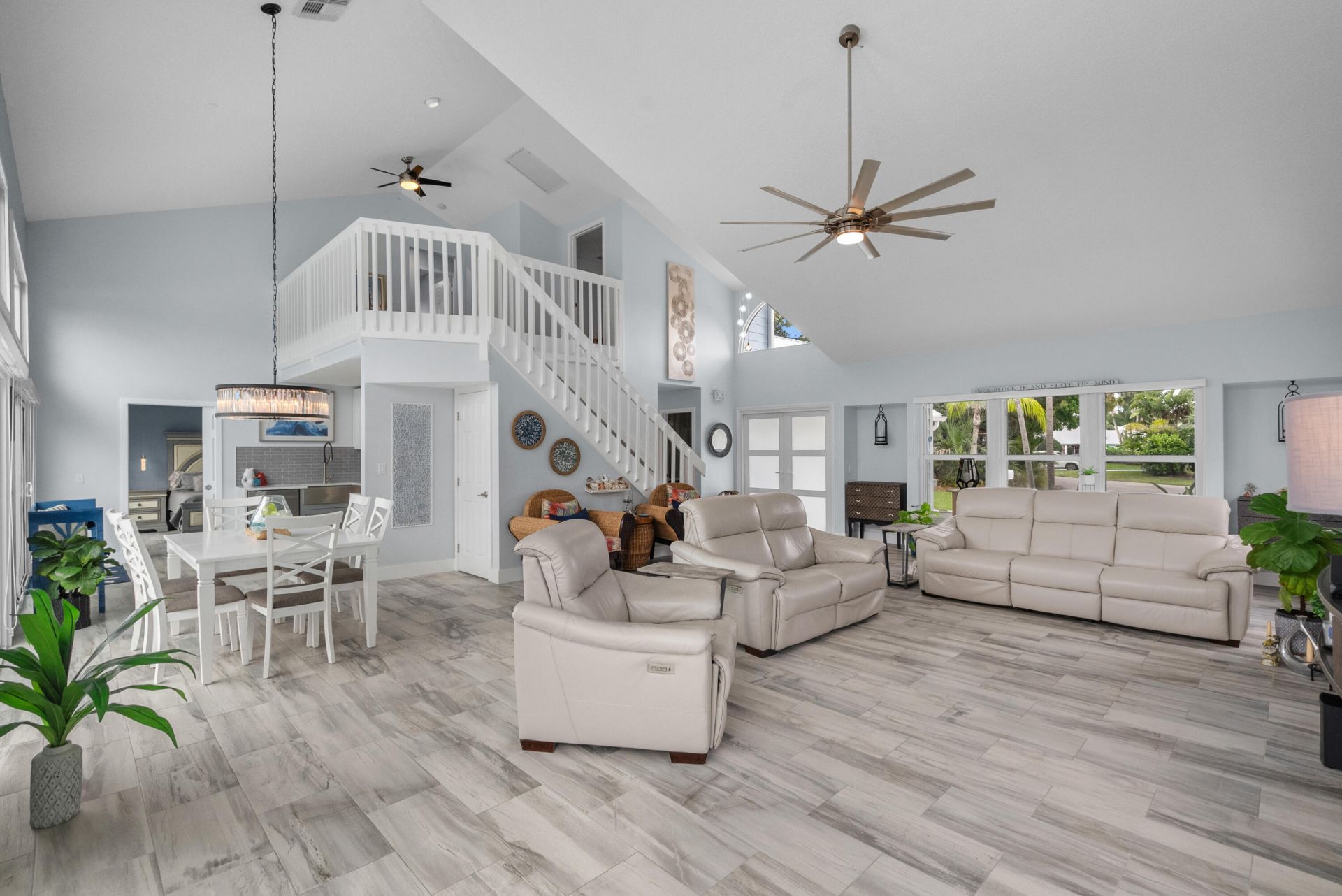 9029 SE Breeze Way, Hobe Sound, FL 33455 Photo