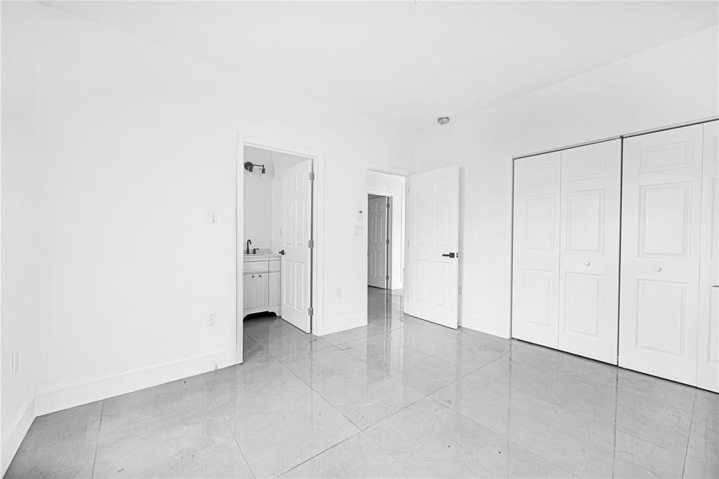 7990 NW 8th Avenue, Miami, FL 33150 Photo