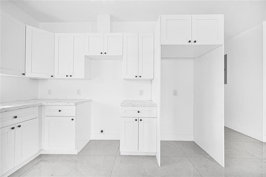 7990 NW 8th Avenue, Miami, FL 33150 Photo