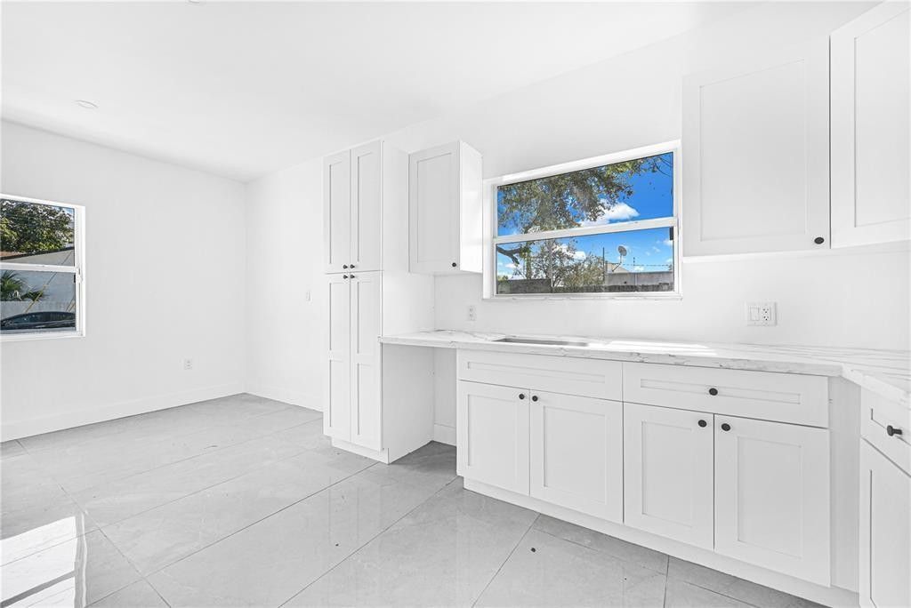 7990 NW 8th Avenue, Miami, FL 33150 Photo