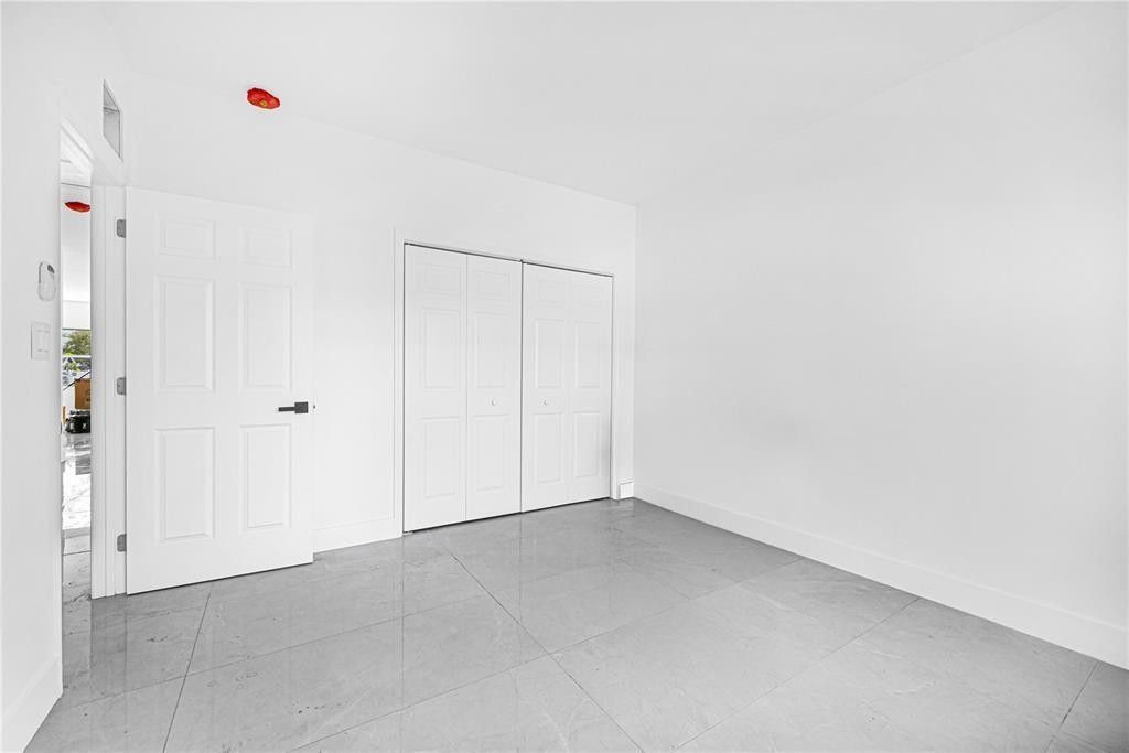 7990 NW 8th Avenue, Miami, FL 33150 Photo