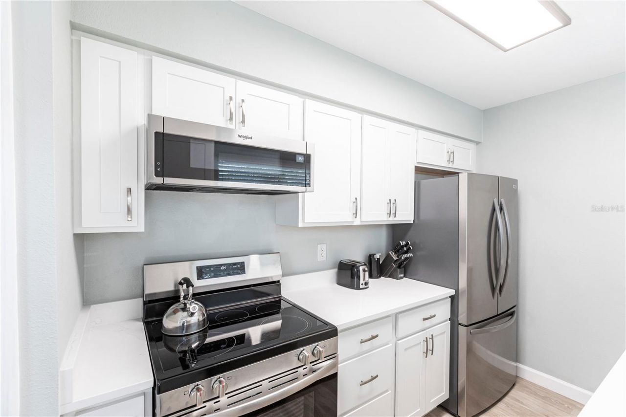 6020 Midnight Pass Road, Unit 10, Sarasota, FL 34242 Photo