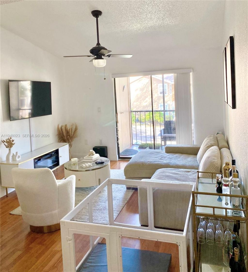 15680 SW 106th Ln , Unit 804, Miami, FL 33196 Photo