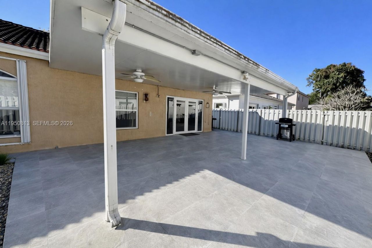 10505 SW 19th St, Miramar, FL 33025 Photo