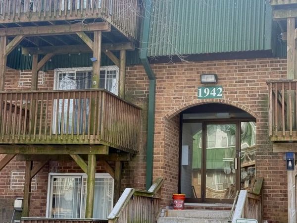 1942 Tall Oaks Drive, Unit 3B, Aurora, IL 60505