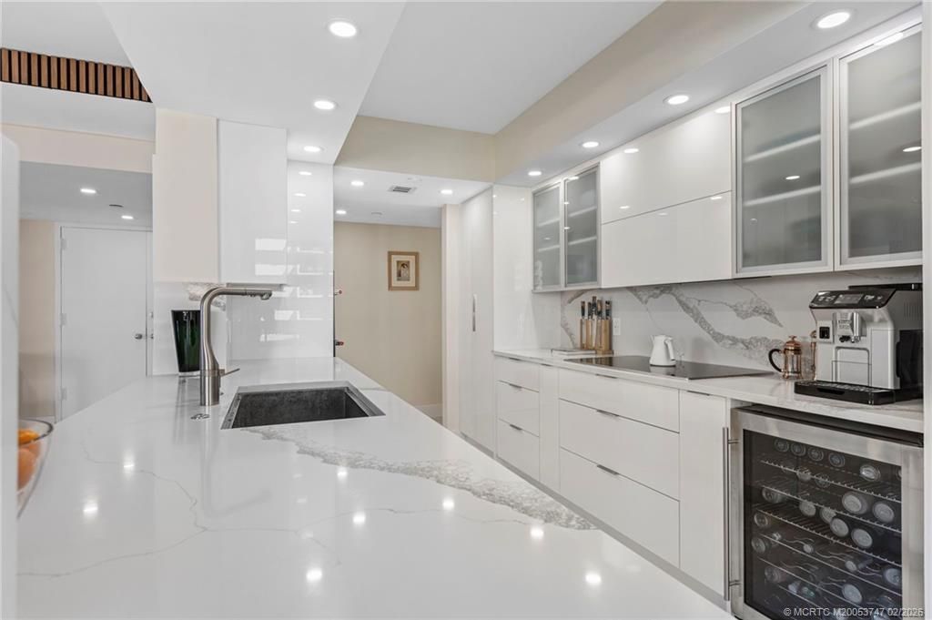 4100 N Ocean Drive, Unit 1201, Riviera Beach, FL 33404 Photo