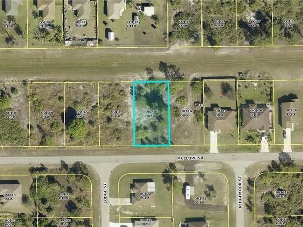 418 Mcclure ST, LEHIGH ACRES, FL 33972