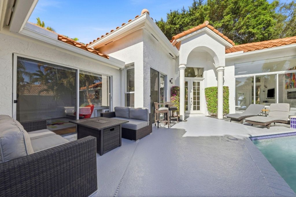 19149 Cloister Lake Ln, Boca Raton, FL 33498 Photo