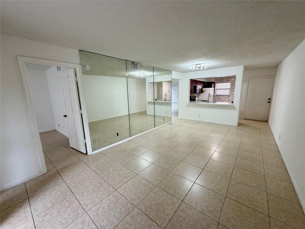 3355 Jaywood Ter, Unit J111, Boca Raton, FL 33431 Photo