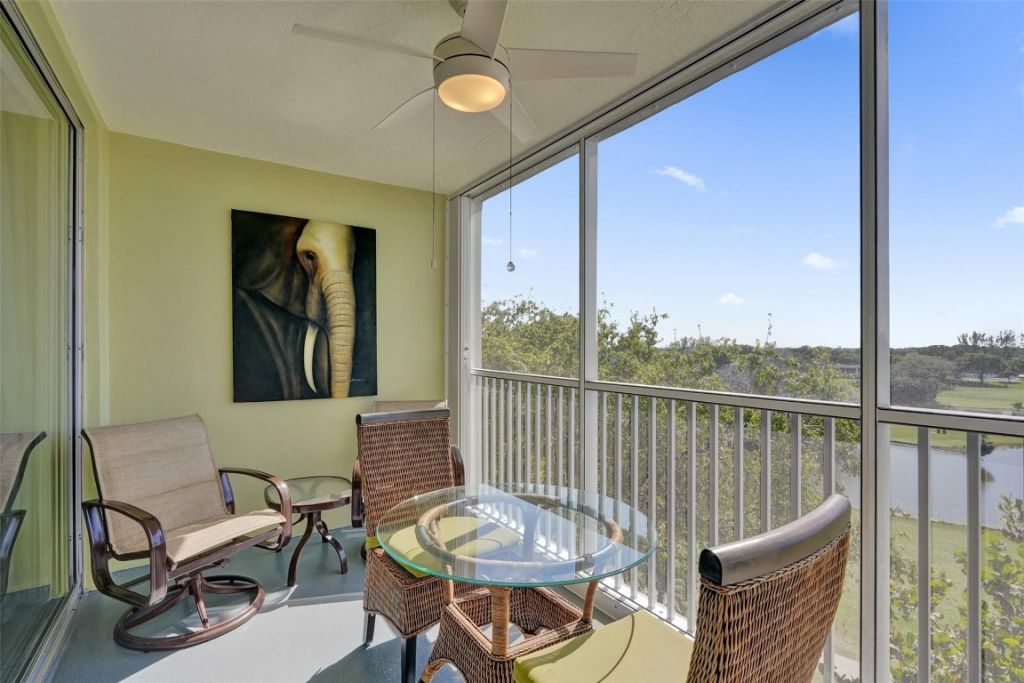 2681 S Course Drive, Unit 609, Pompano Beach, FL 33069 Photo