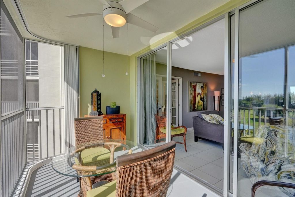 2681 S Course Drive, Unit 609, Pompano Beach, FL 33069 Photo