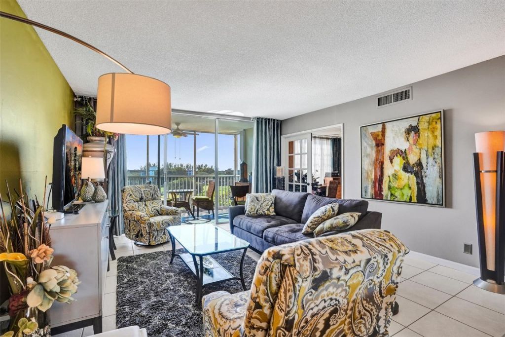 2681 S Course Drive, Unit 609, Pompano Beach, FL 33069 Photo