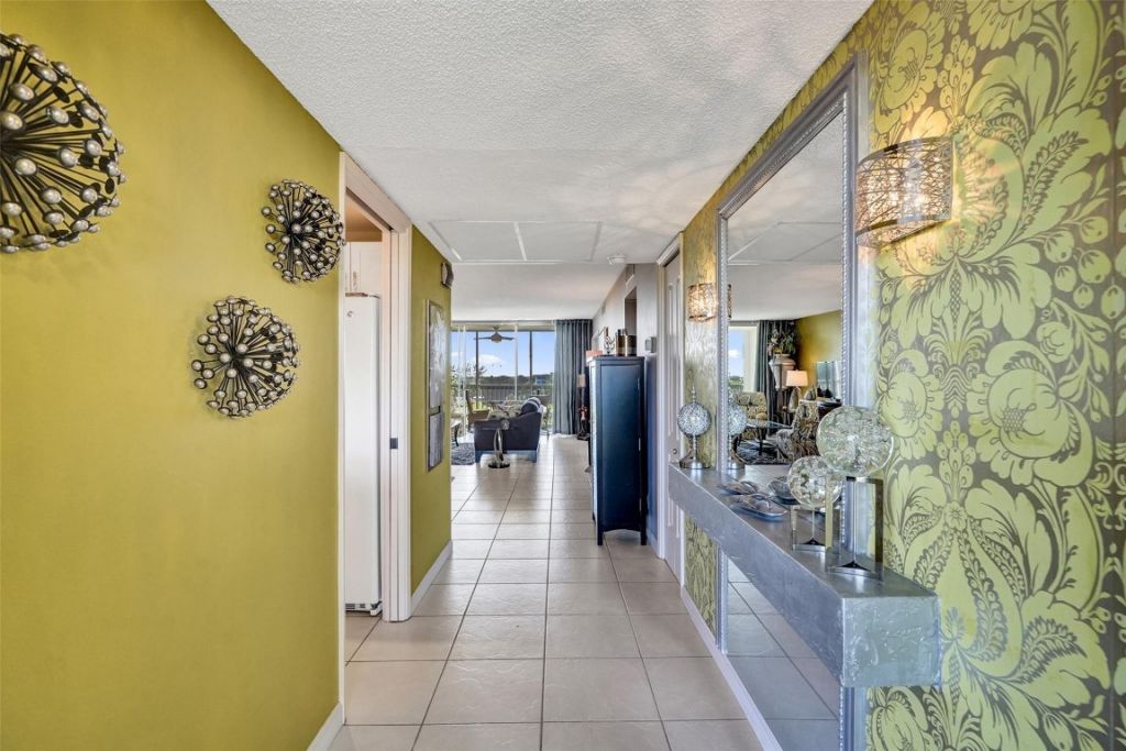 2681 S Course Drive, Unit 609, Pompano Beach, FL 33069 Photo