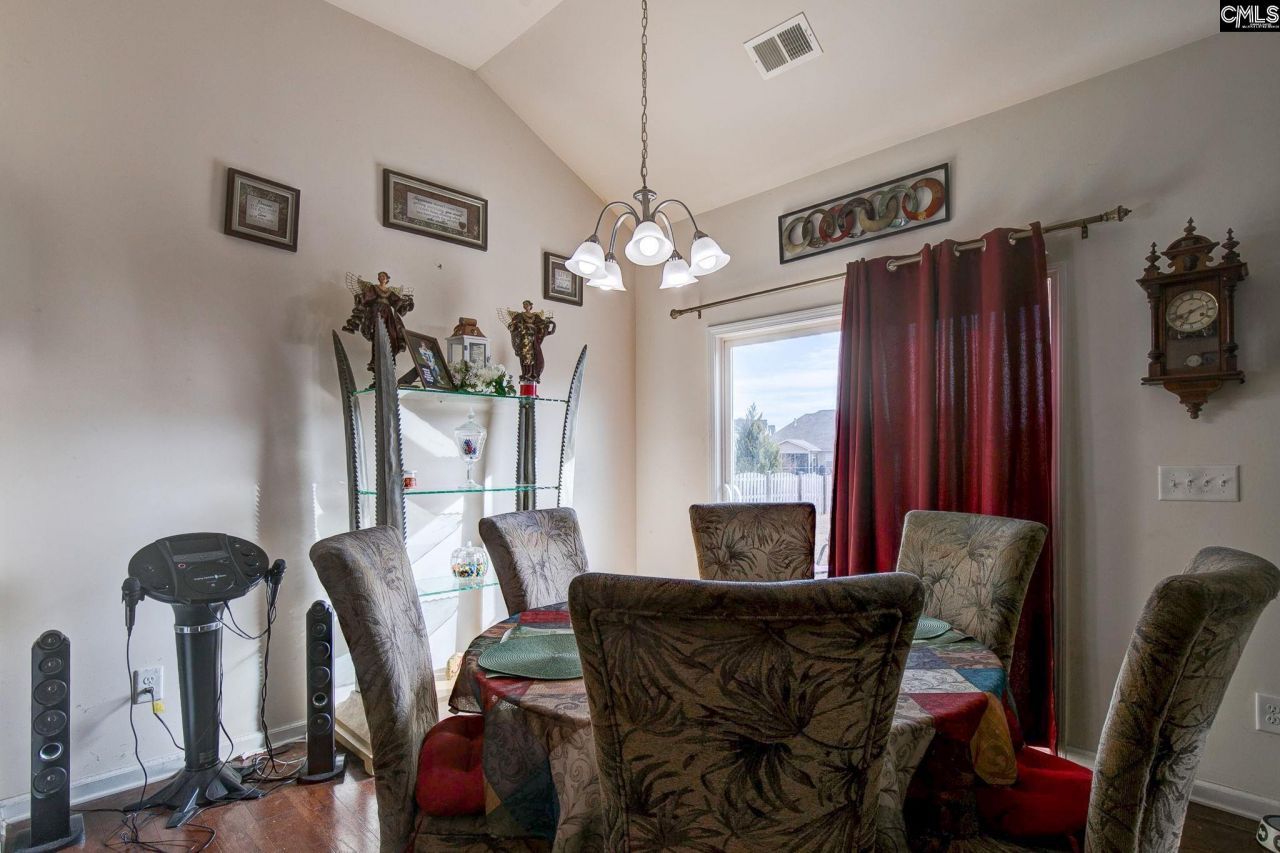 709 Spring Cress Drive Photo 10