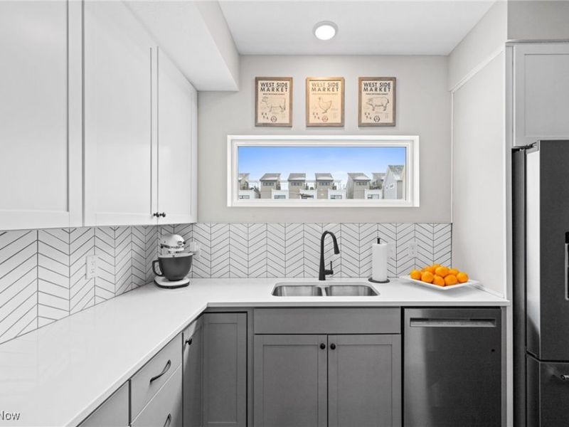 5909 Father Caruso Drive, Cleveland, OH 44102 Photo 17