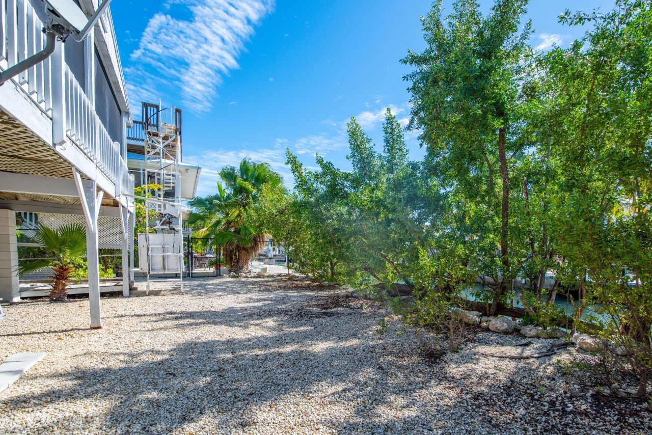 27448 Haiti Lane, Ramrod, FL 33042 Photo