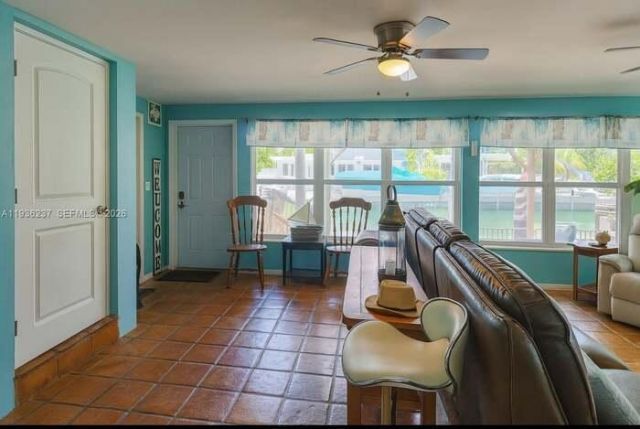 715 E Caribbean Drive, Summerland Key, FL 33042 Photo