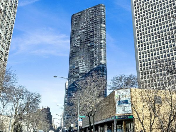 5415 N Sheridan Road, Unit 1907, Chicago, IL 60640