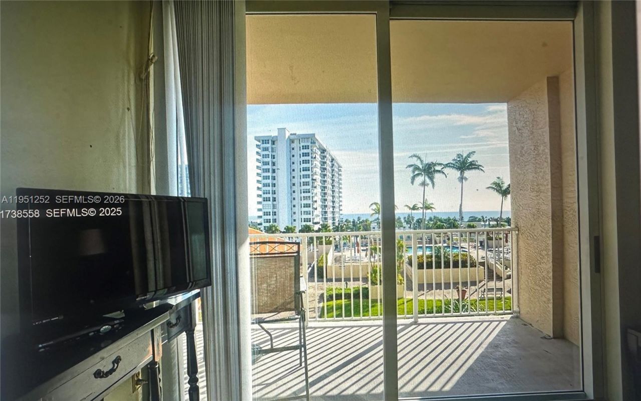 3020 NE 32nd Ave , Unit 817, Fort Lauderdale, FL 33308 Photo