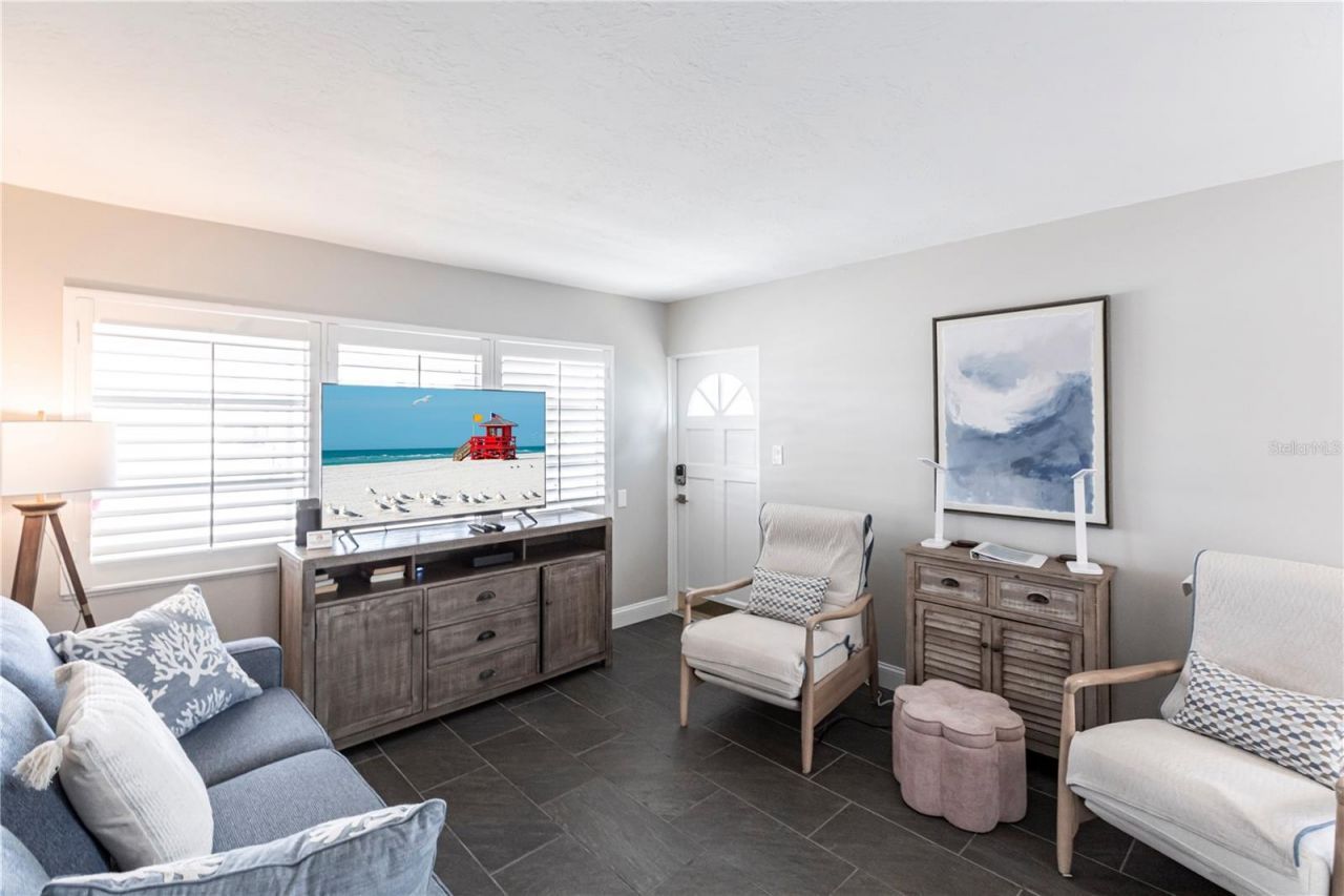 6020 Midnight Pass Road, Unit 31, Sarasota, FL 34242 Photo