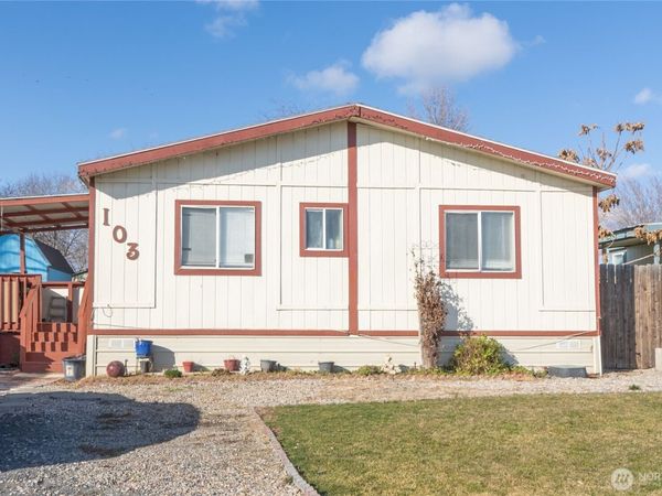 3010 W Peninsula Drive, Unit 103, Moses Lake, WA 98837