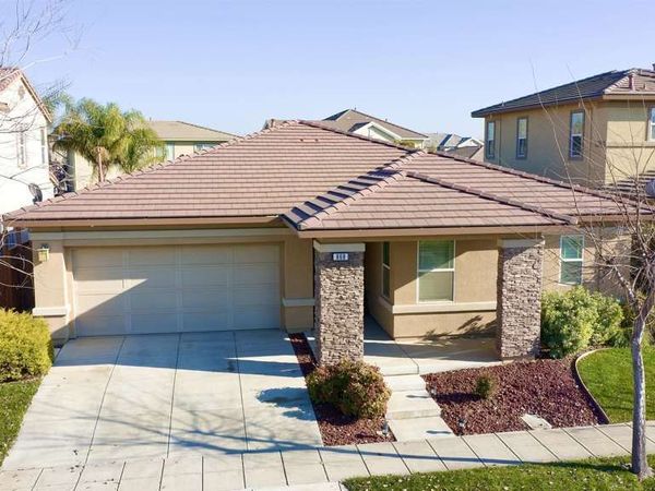 868 N San Remo Ln, Mountain House, CA 95391