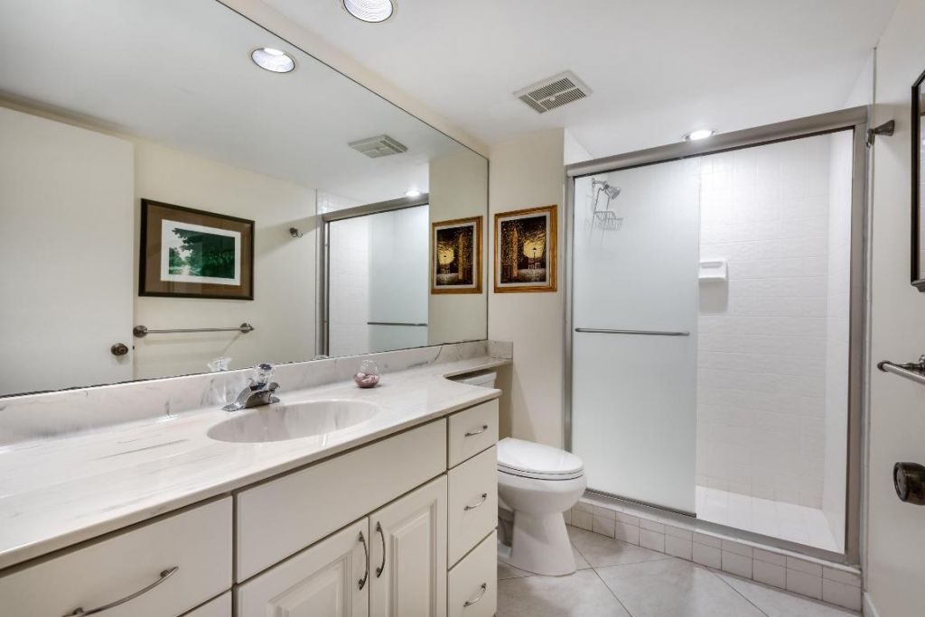 7689 Glendevon Lane, Unit 1807, Delray Beach, FL 33446 Photo
