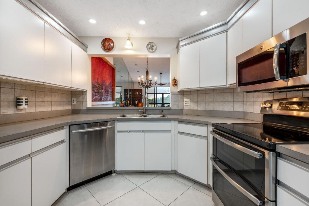 7689 Glendevon Lane, Unit 1807, Delray Beach, FL 33446 Photo