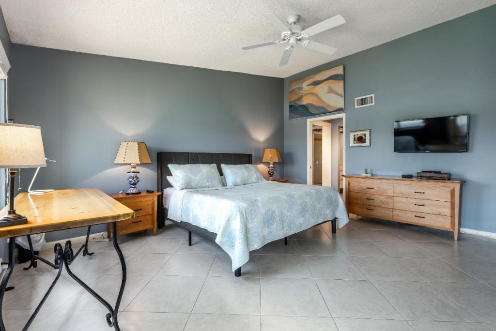 7689 Glendevon Lane, Unit 1807, Delray Beach, FL 33446 Photo