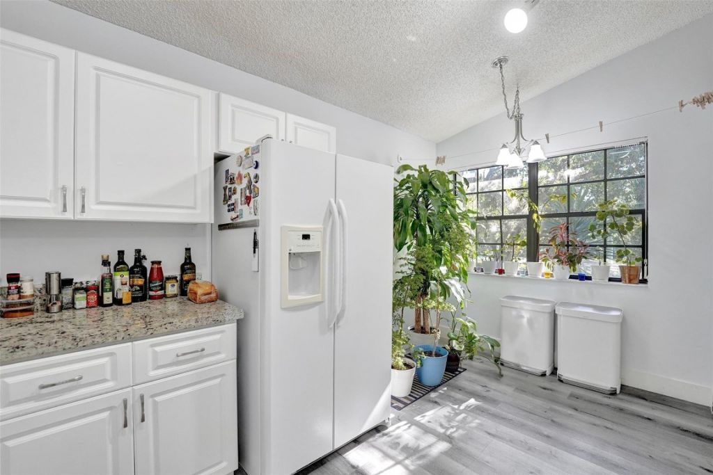 11970 NW 11th Street, Pembroke Pines, FL 33026 Photo