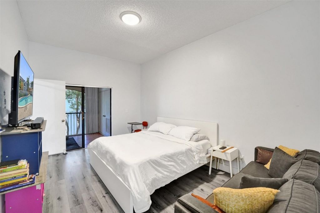 11970 NW 11th Street, Pembroke Pines, FL 33026 Photo