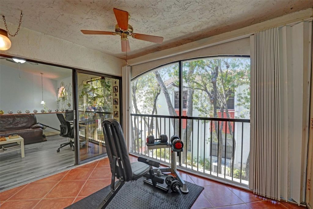 11970 NW 11th Street, Pembroke Pines, FL 33026 Photo