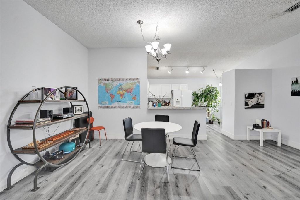 11970 NW 11th Street, Pembroke Pines, FL 33026 Photo