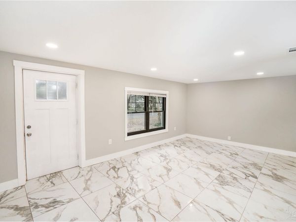 2800 W Yonge St, Pensacola, FL 32505