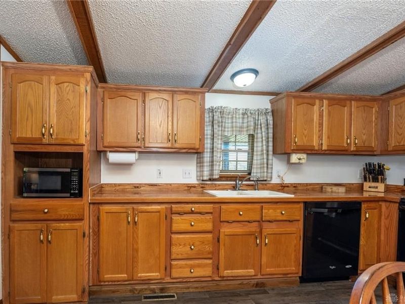 2384 Cliff Run Road, Bainbridge, OH 45612 Photo 21