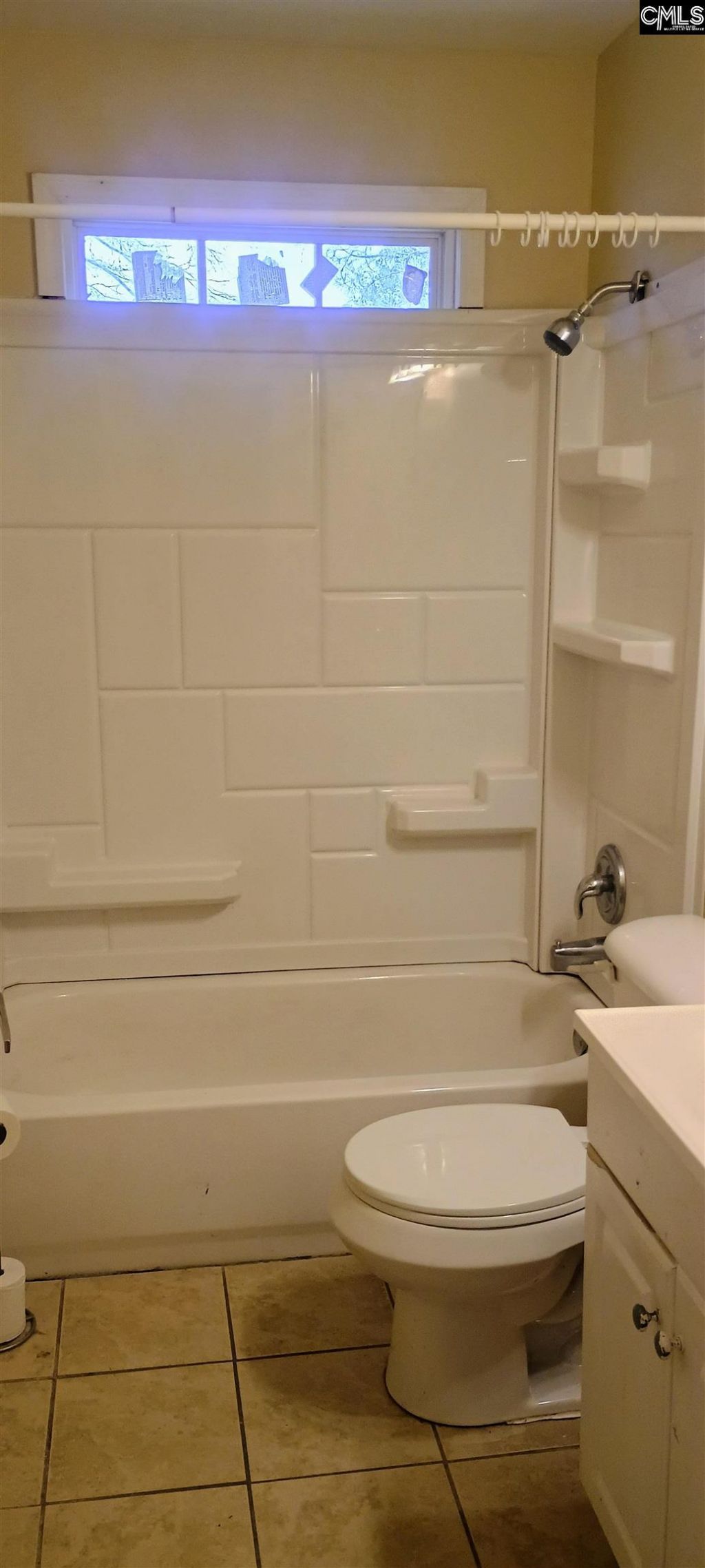 1607 Carousel Circle Photo 10