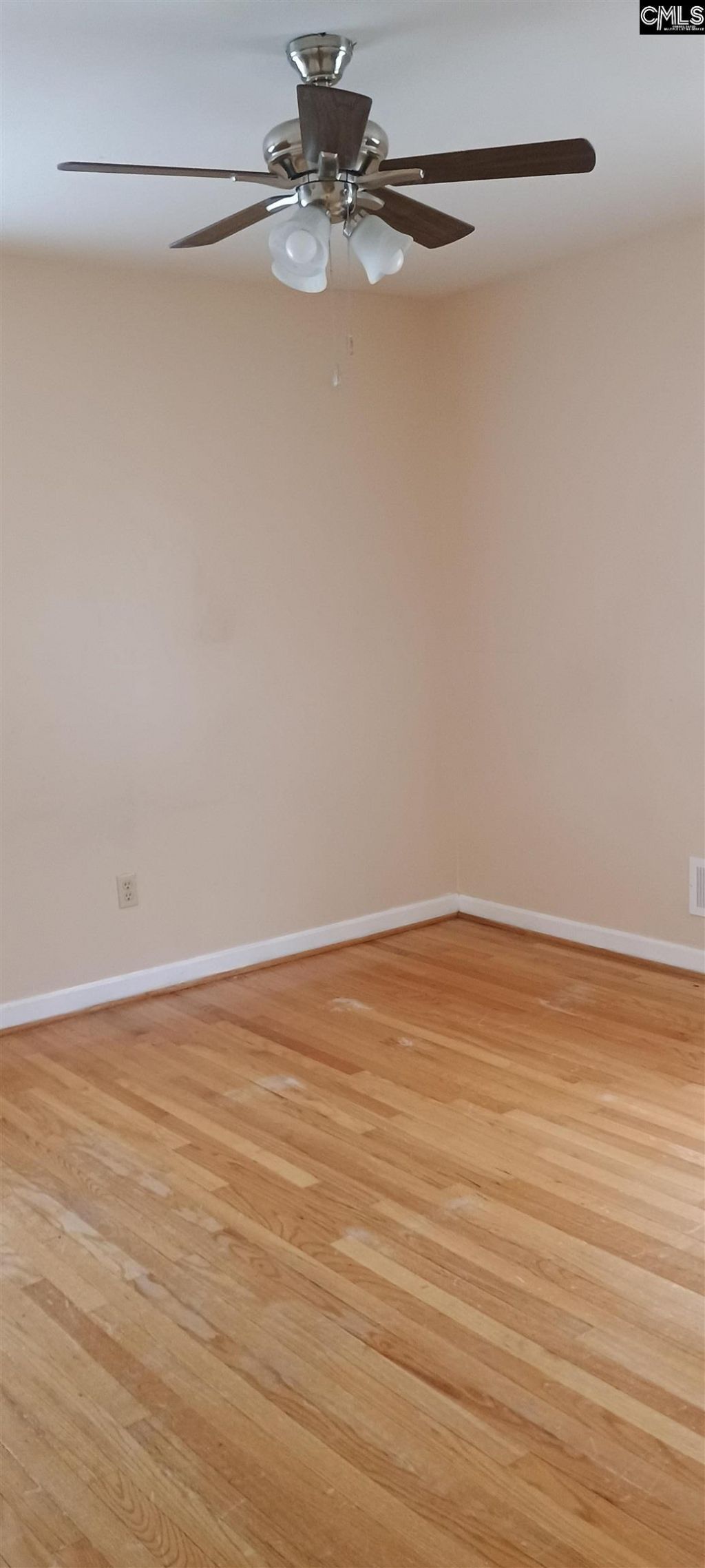 1607 Carousel Circle Photo 15