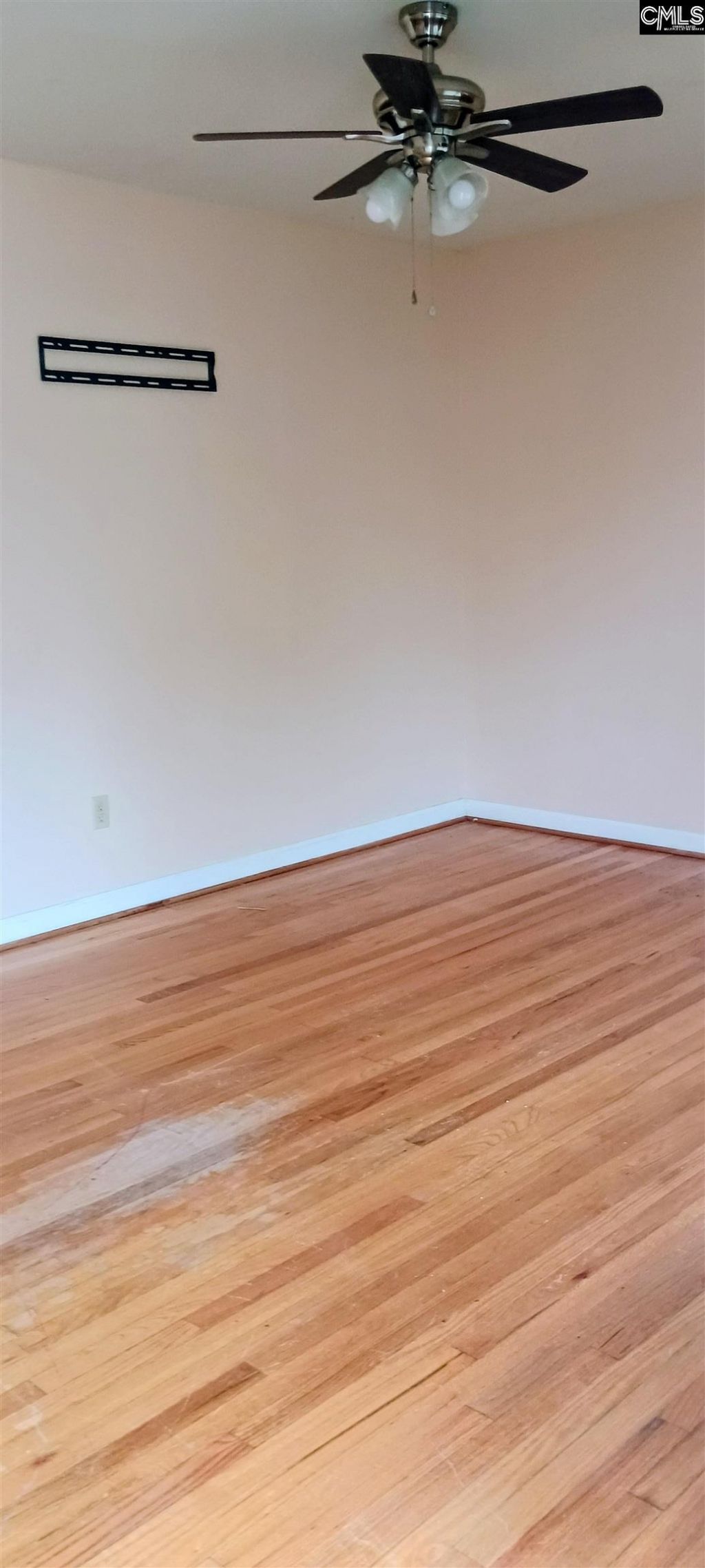 1607 Carousel Circle Photo 16