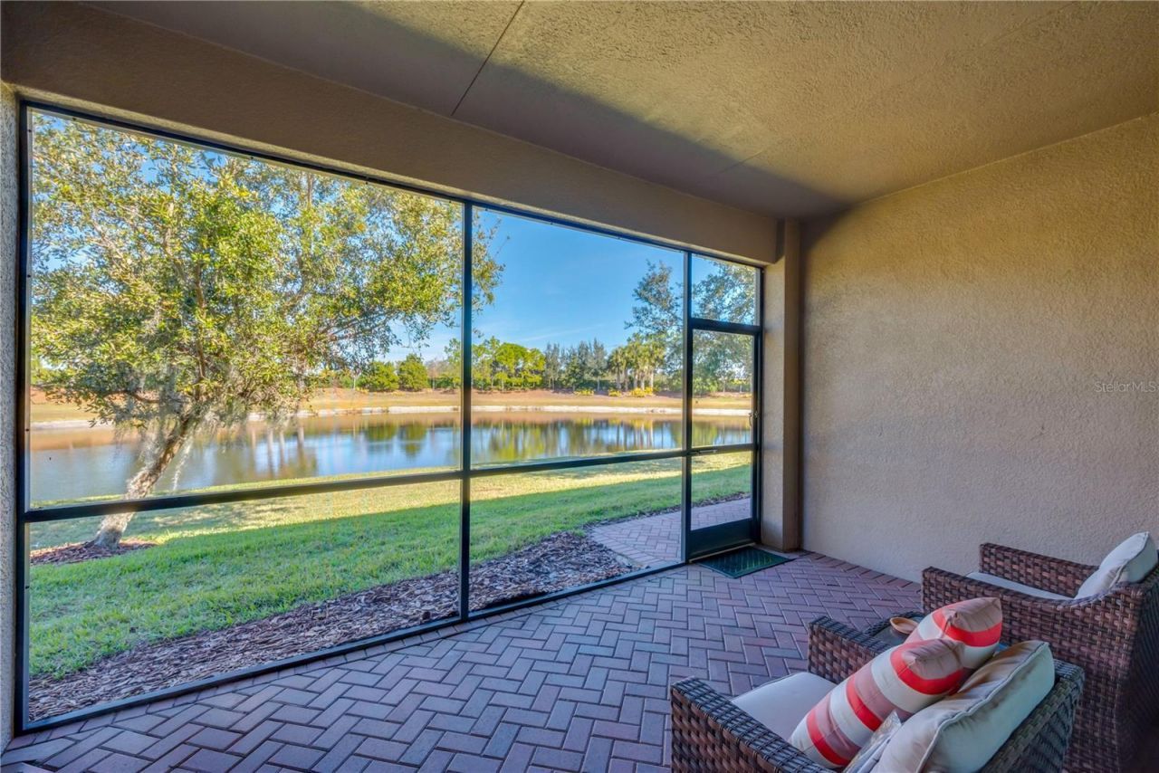 15644 Aurora Lake Circle, Wimauma, FL 33598 Photo